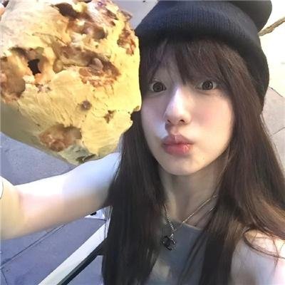 在光影中漫步:罗比穆勒